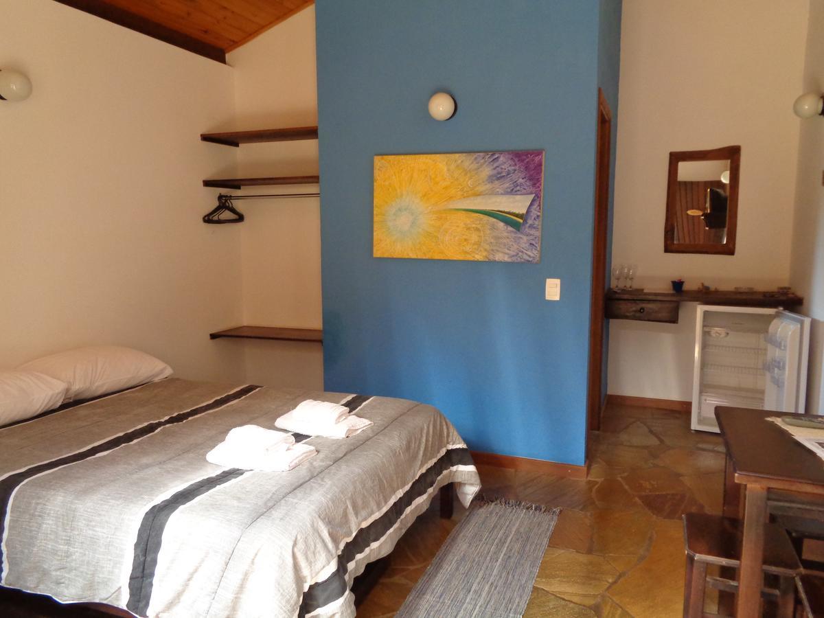 Hospedaria Vila Khepri Gonçalves Buitenkant foto